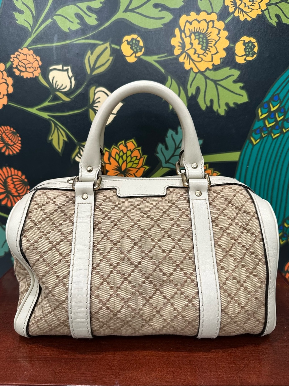 Gucci Diamante Canvas Boston Satchel White Leather Crossbody Bag w/ Entrupy COA - Picture 4 of 17